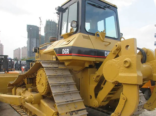 CAT D6R