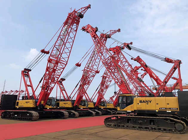 320T Lattice Boom Crawler Crane