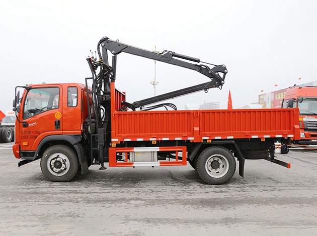 Dayun Yuntu 220 Hp 4×2 Vehicle Crane