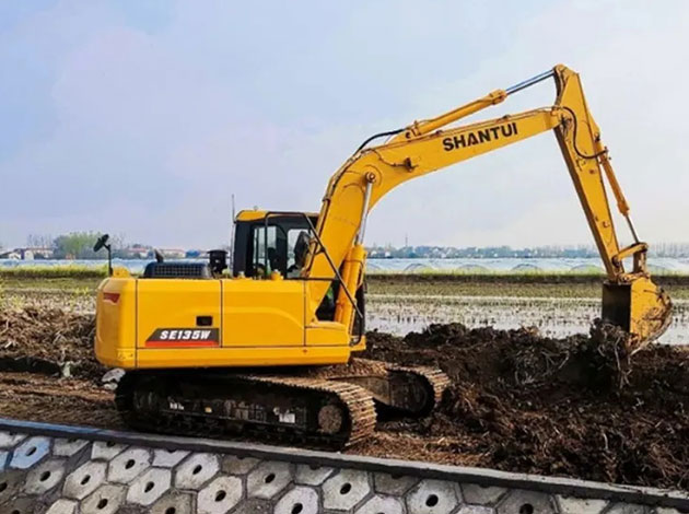 Crawler Hydraulic Excavator