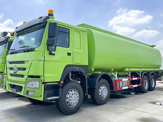 Howo 8x4 30000 Liters Fuel Tanker